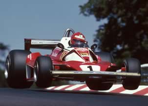 1976-Nurburgring-Niki-Lauda-Ferrari-312T2